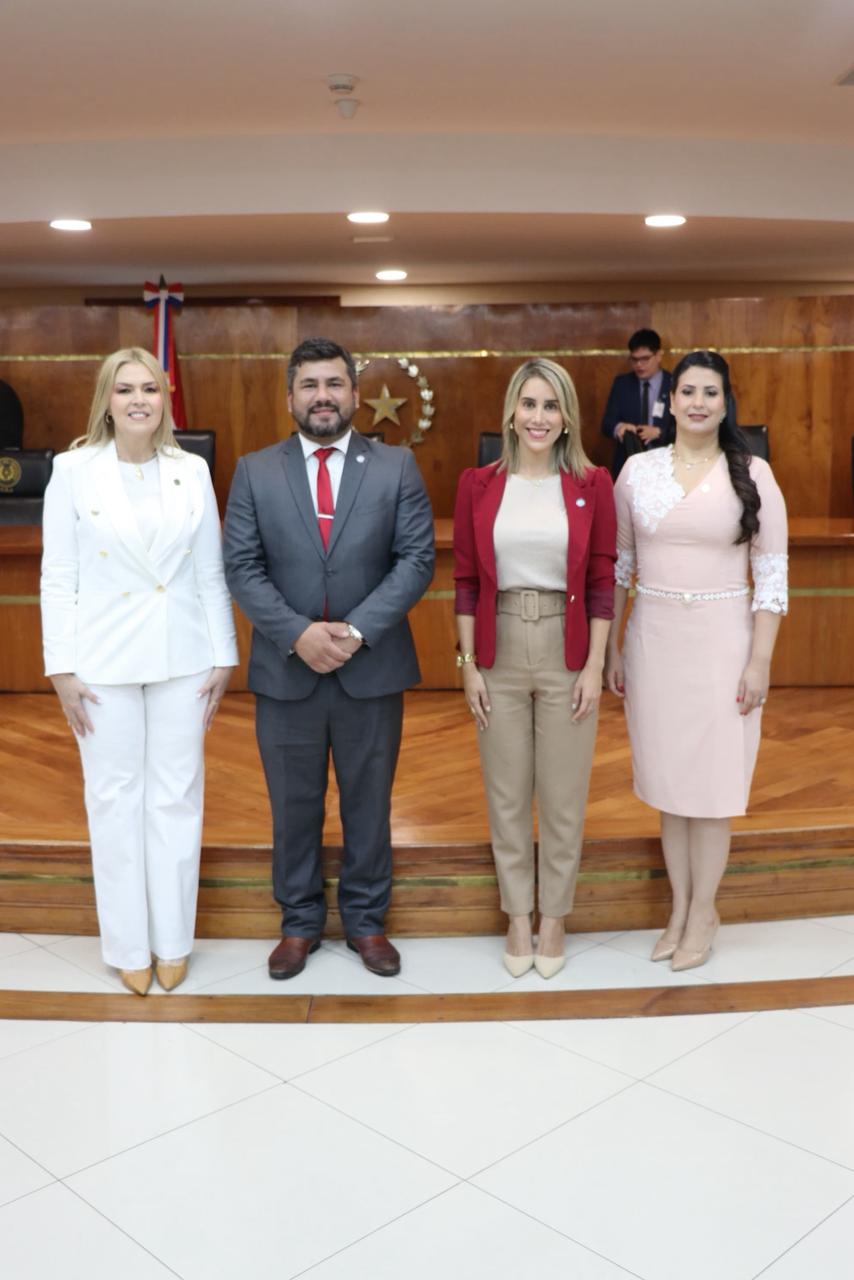 JURAMENTO DE DEFENSORAS PÚBLICAS CONFIRMADAS